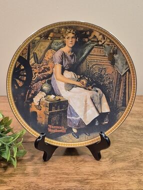 KNOWLES Norman Rockwell 'Dreaming In The Attic' Vintage 1984 Collectible Plate
